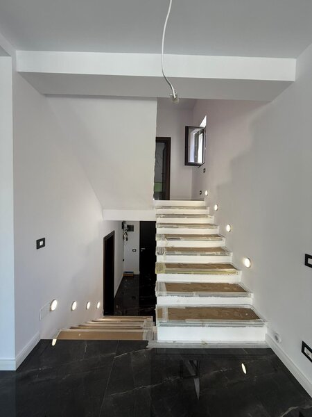 Crinul de Gradina Nr. 37, Bucuresti, Sector 3, vanzare vila la cheie,