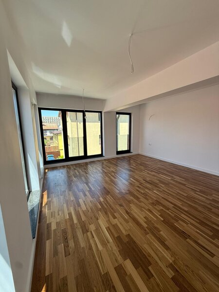 Crinul de Gradina Nr. 37, Bucuresti, Sector 3, vanzare vila la cheie,