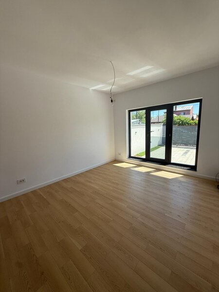 Crinul de Gradina Nr. 37, Bucuresti, Sector 3, vanzare vila la cheie,